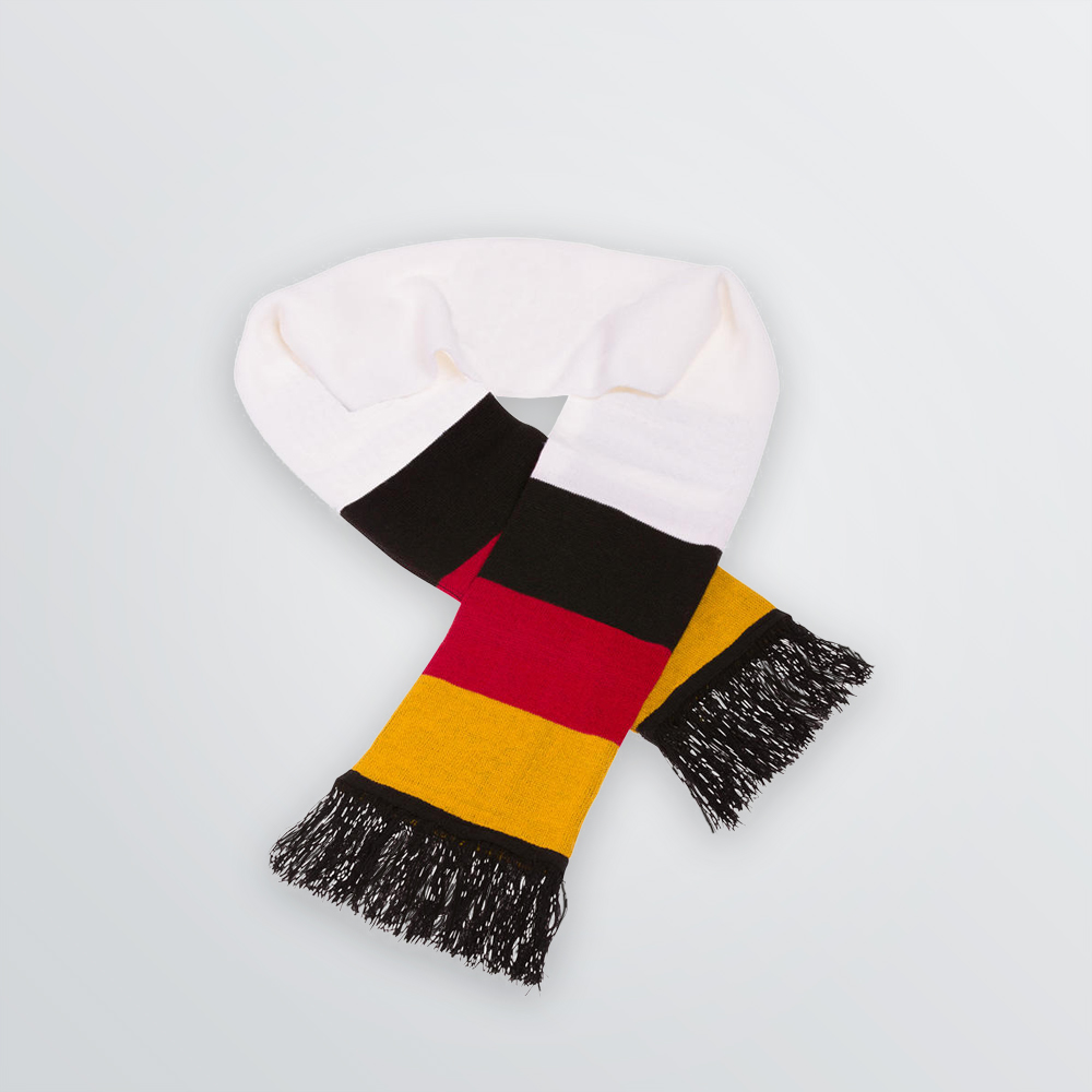 Individueller Fanschal als Beispiel im schwarz-rot-goldenen Deutschland Design