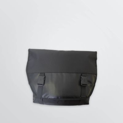 Bedruckbarer Messengerbag Urban mit Klickschnallen-Verschluss Beispielfarbe schwarz